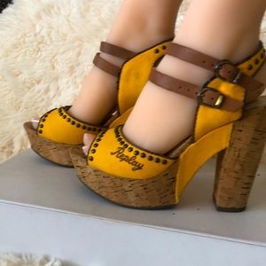 Brand new Replay sandals